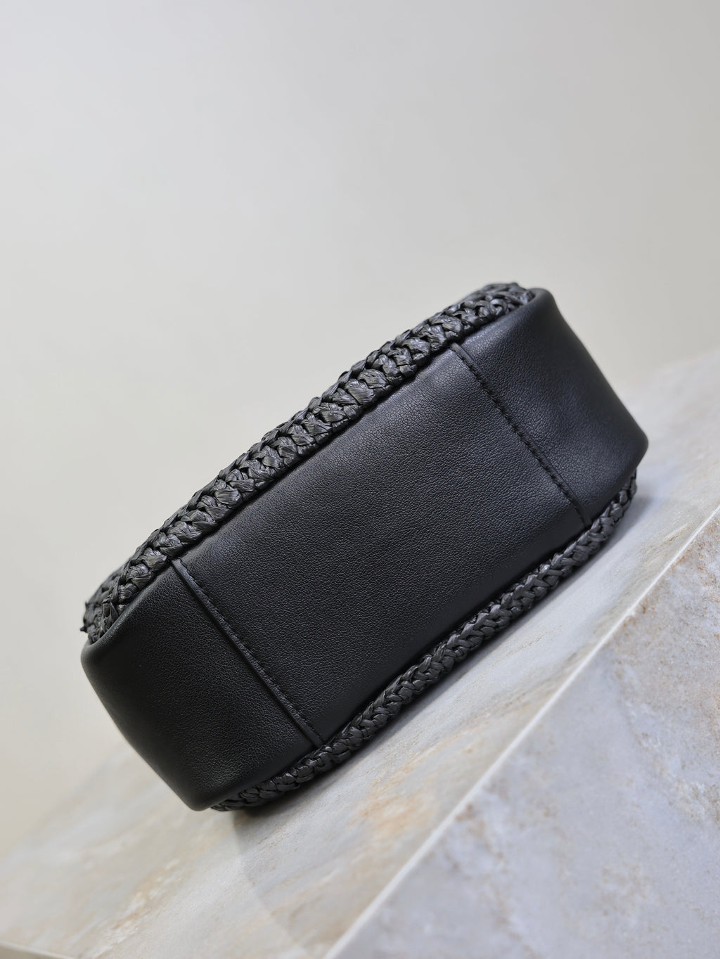 YSL 25S LE 5 À 7 SUPPLE SMALL 16 IN BLACK RAFFIA AND LEATHER GOLD HARDWARE